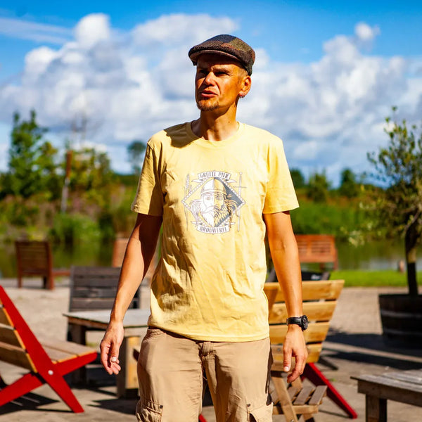 T-shirt geel embleem